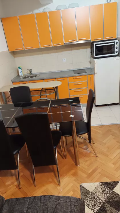 Dositeja Obradovića 11 | 4zida.rs