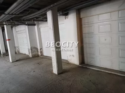 Valentina Vodnika | 4zida.rs