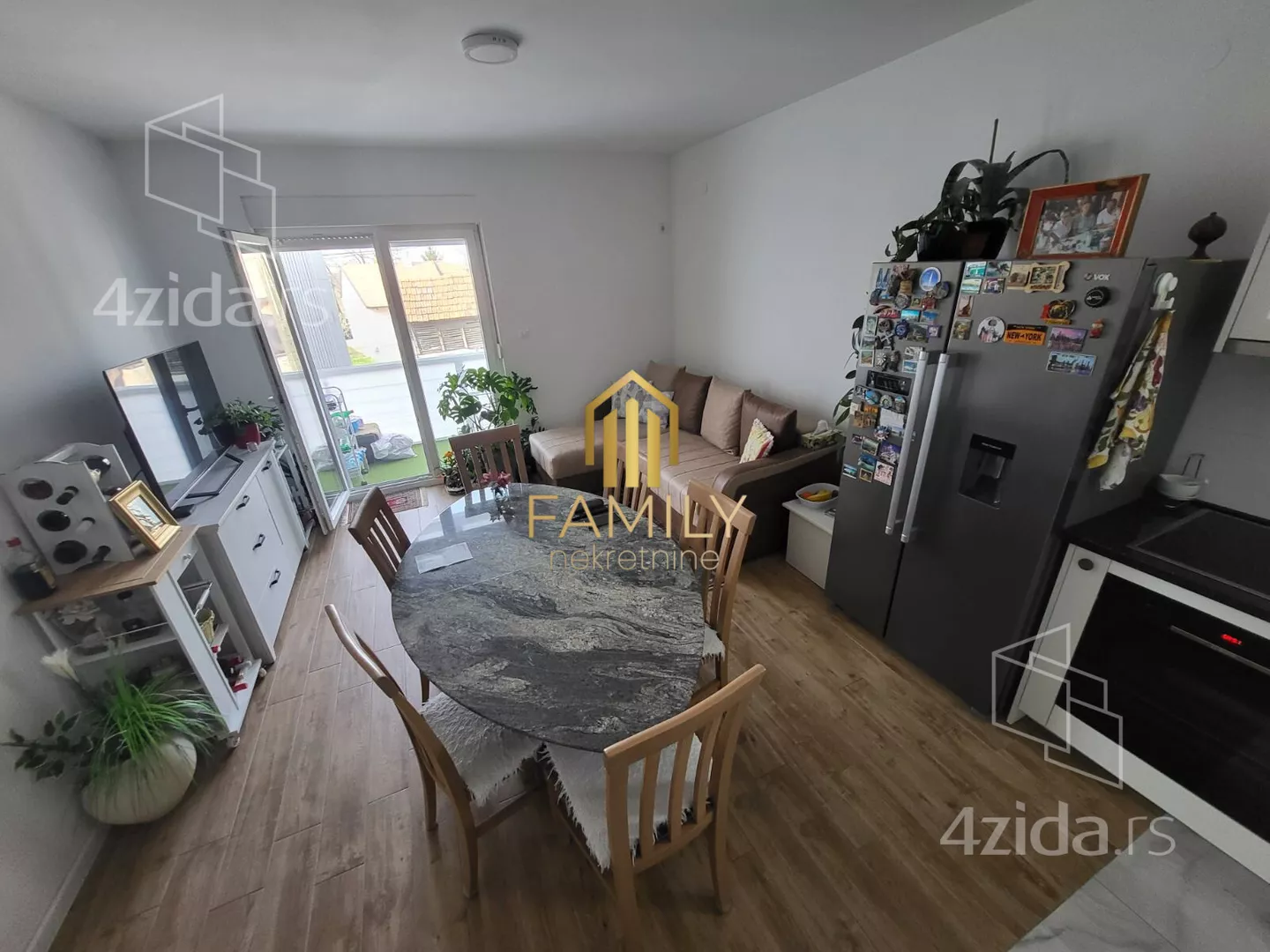 Troiposoban stan | 4zida