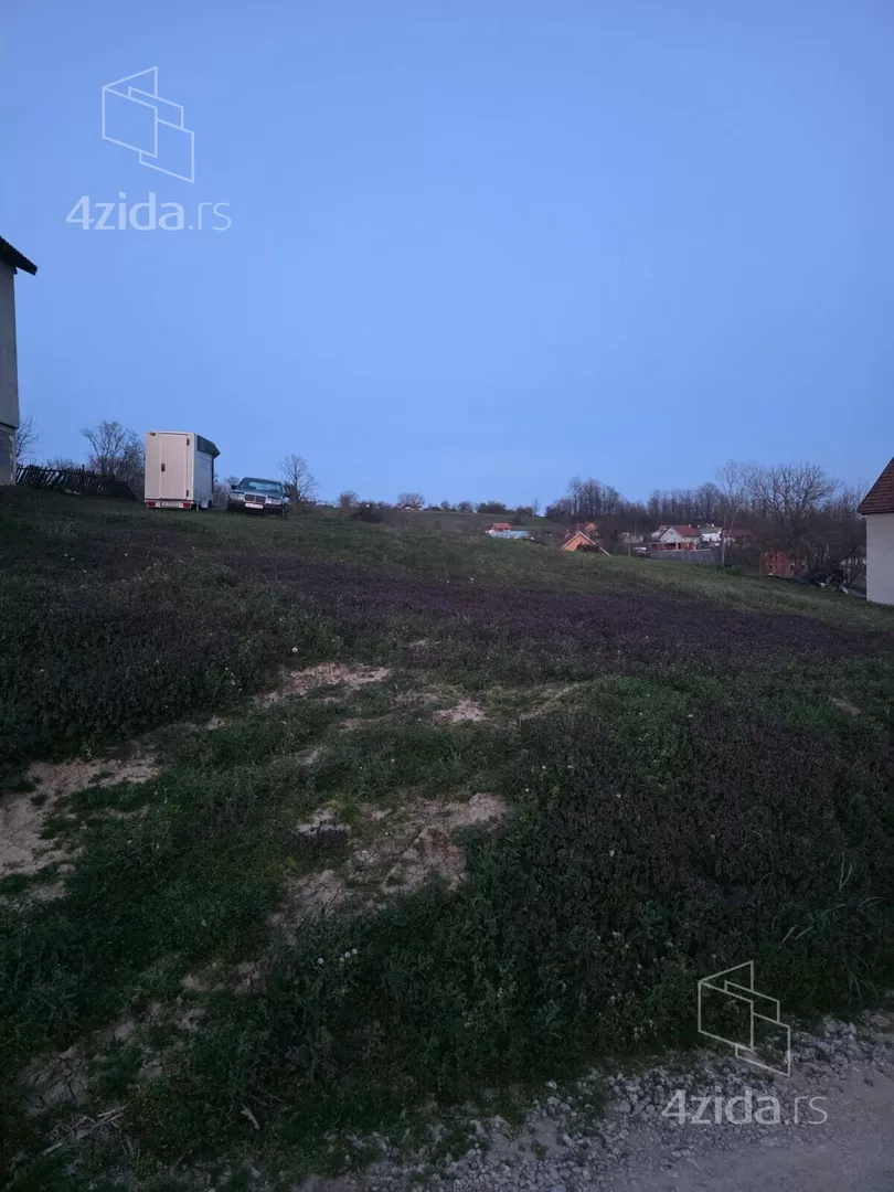 Građevinsko zemljište | 4zida