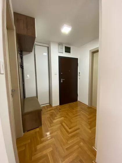 Braće Ribnikar 2 | 4zida.rs