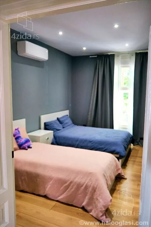 Petosoban stan | 4zida