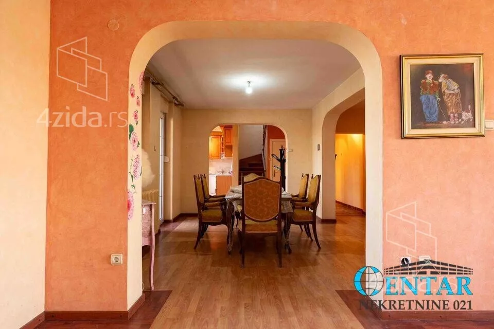 Petosoban stan | 4zida