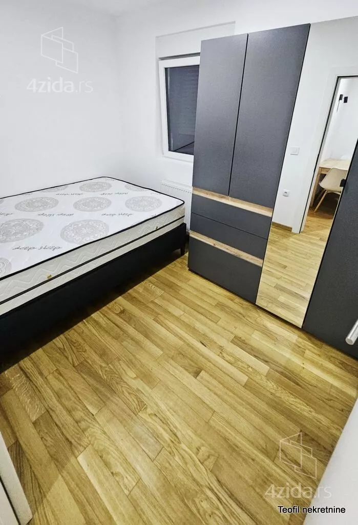 Troiposoban stan | 4zida