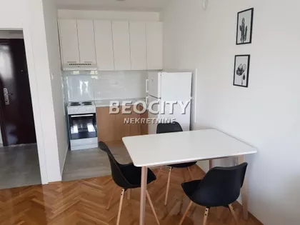 Polgar Andrasa | 4zida.rs