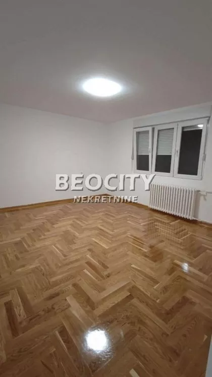 Krfska | 4zida.rs