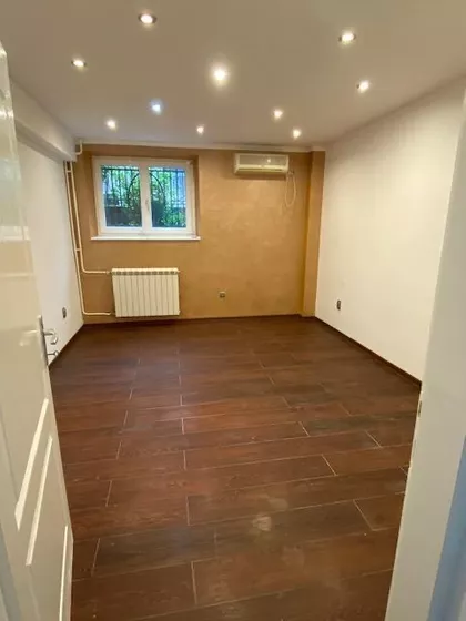 Kalenić pijaca | 4zida.rs