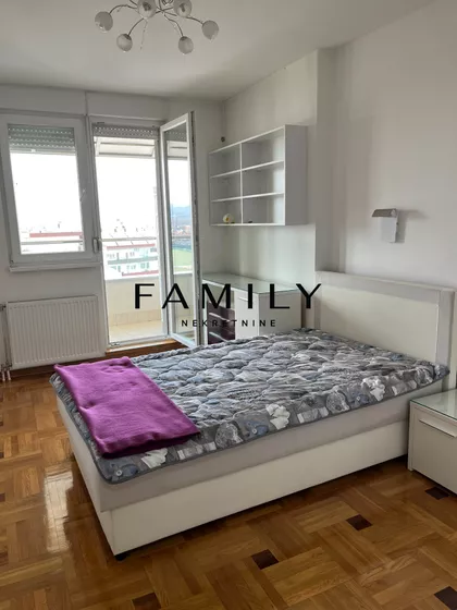 Bulevar Patrijarha Pavla (Somborski Bulevar) | 4zida.rs