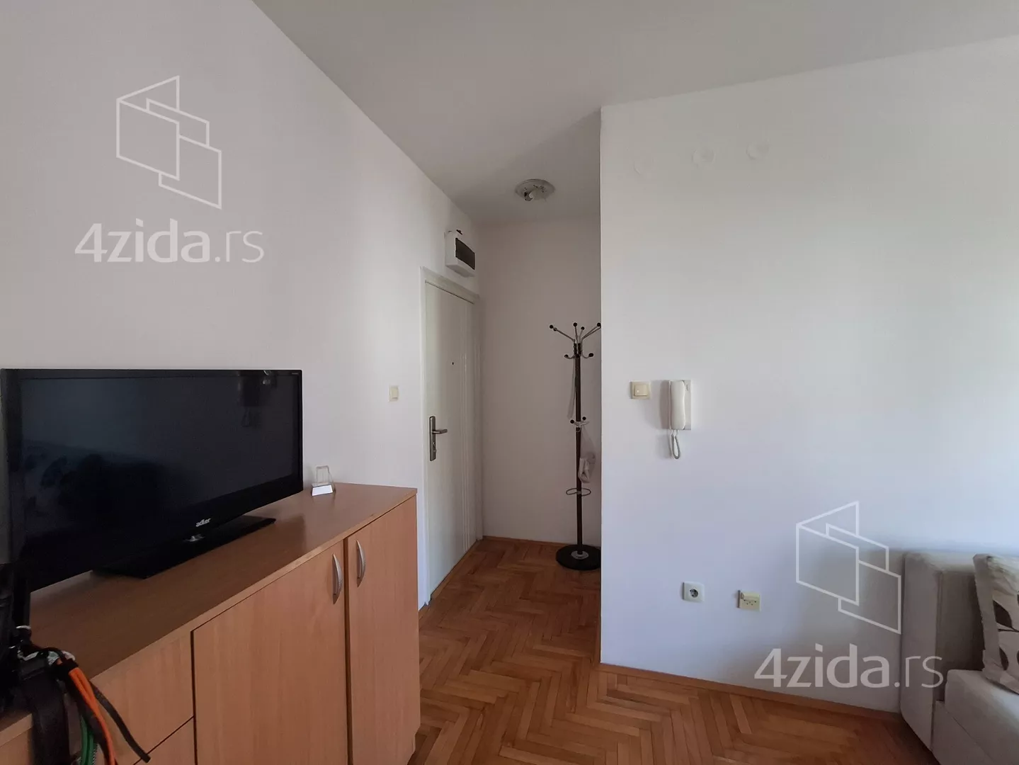 Garsonjera | 4zida