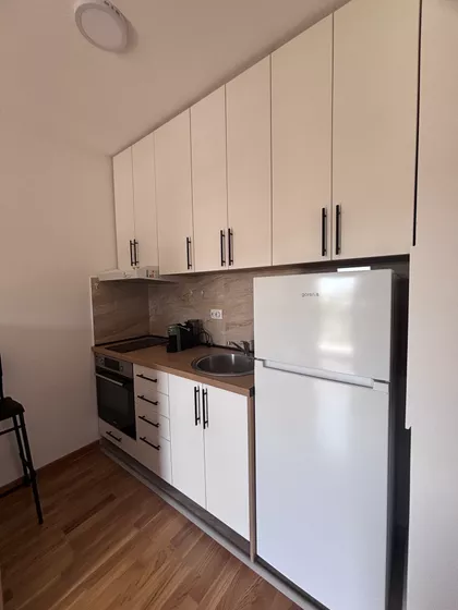 Višnjička 115M | 4zida.rs
