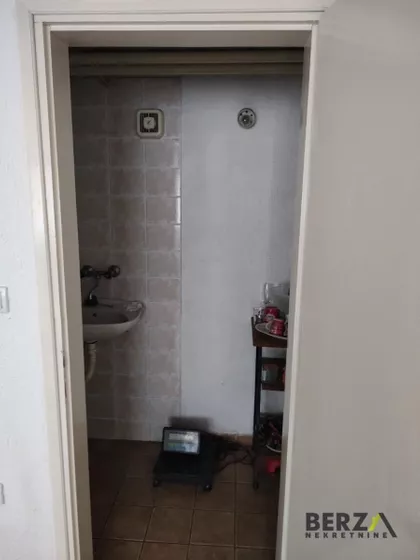 Cara Dušana | 4zida.rs