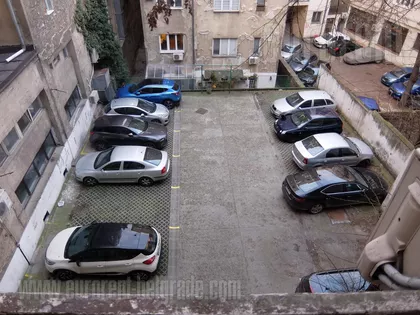 SKUPŠTINA | 4zida.rs