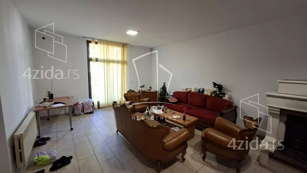 3-etažna kuća | 4zida