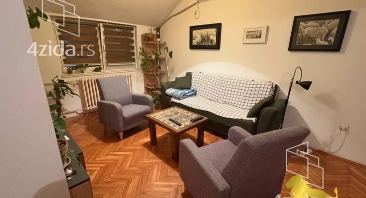 Troiposoban stan | 4zida