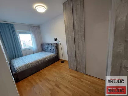 Rotkvarija | 4zida.rs