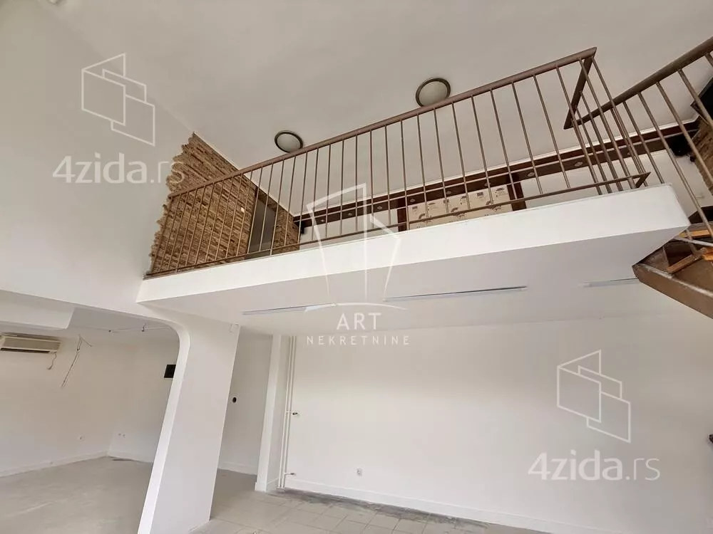 Lokal | 4zida