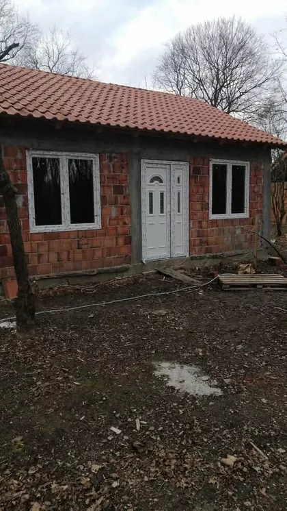 Makiš | 4zida.rs