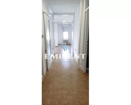 Bulevar Arsenija Čarnojevića 93 | 4zida.rs