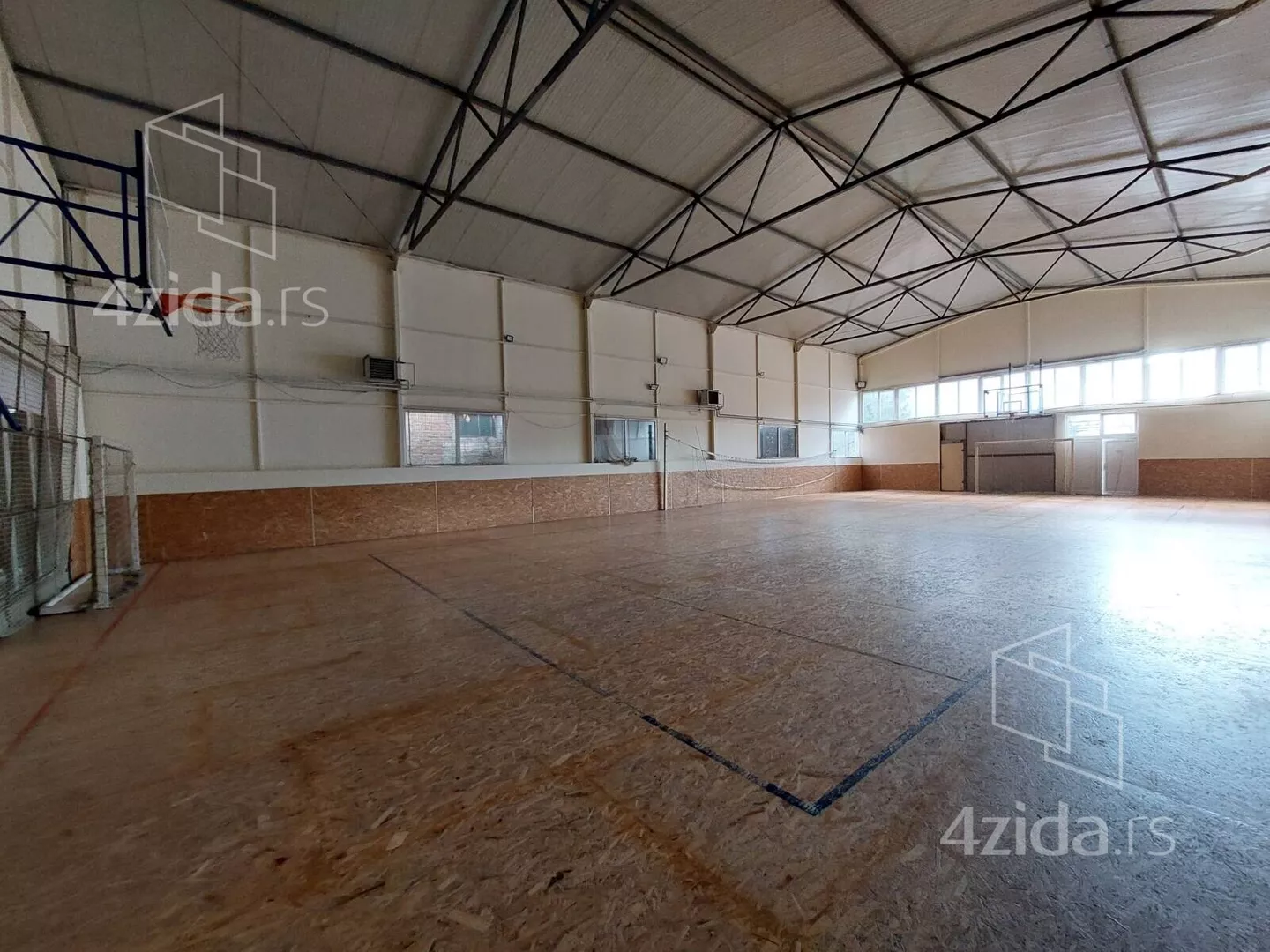 Poslovni prostor | 4zida