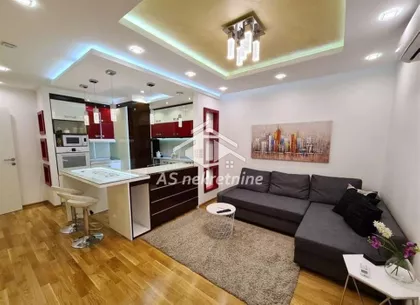 Hadžipopovac | 4zida.rs