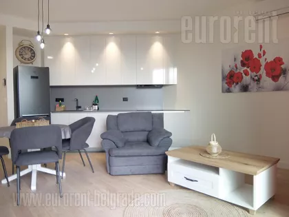 BEOGRAD NA VODI | 4zida.rs