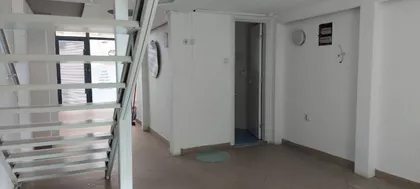 Crveni Pevac | 4zida.rs