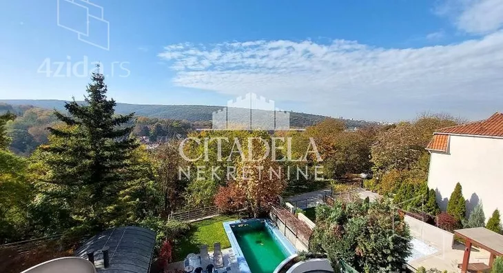 4-etažna kuća | 4zida