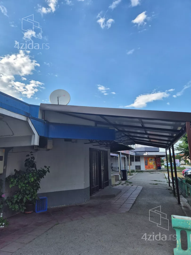 Lokal | 4zida