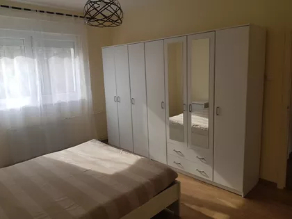 Mihajla Pupina 4 | 4zida.rs