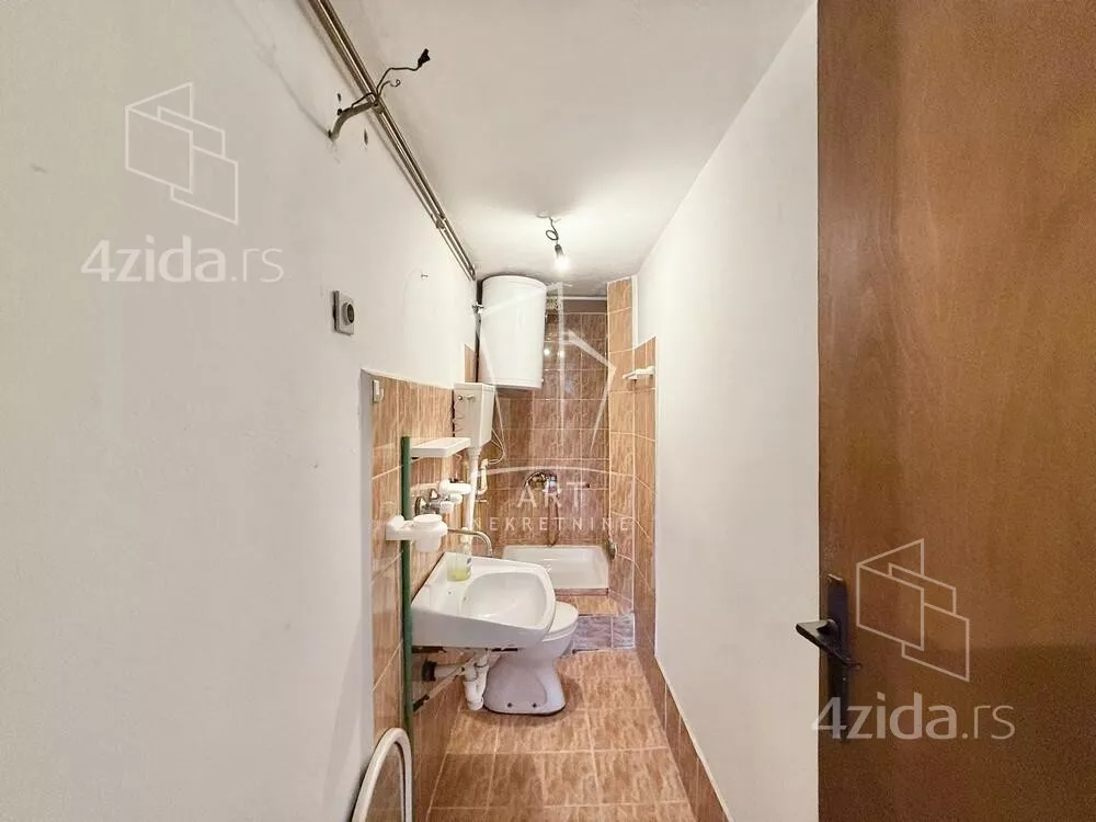 4-etažna kuća | 4zida