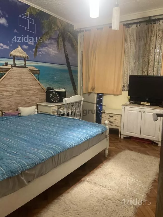 Troiposoban stan | 4zida