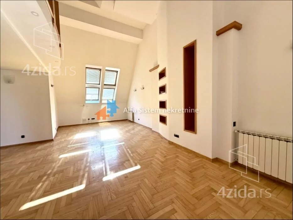 Šestosoban stan | 4zida