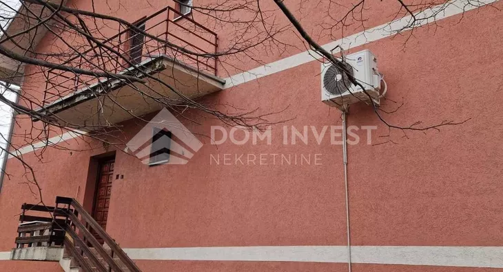 Četvoroiposoban stan | 4zida