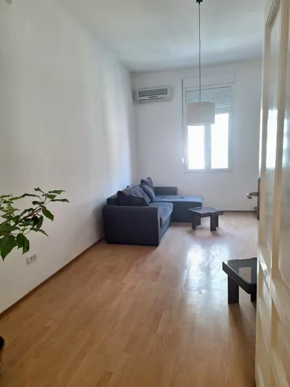 Knez Mihailova | 4zida.rs