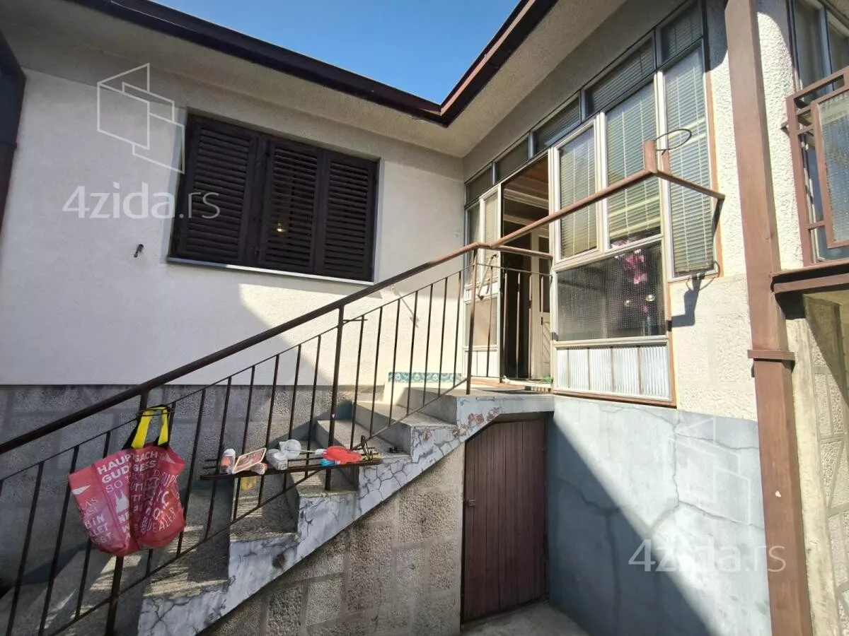 Kuća | 4zida