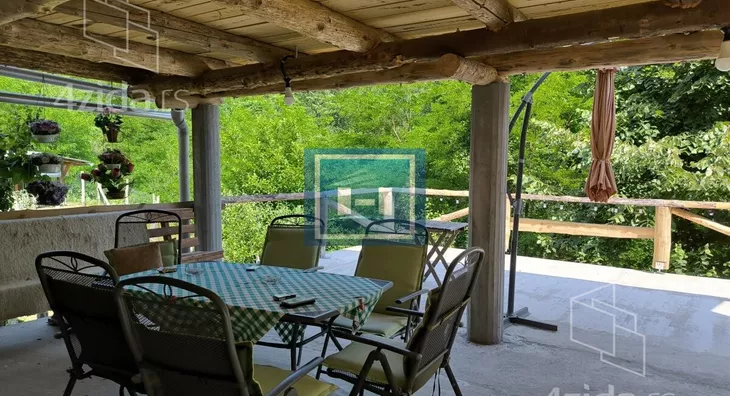 Ugostiteljski objekat | 4zida