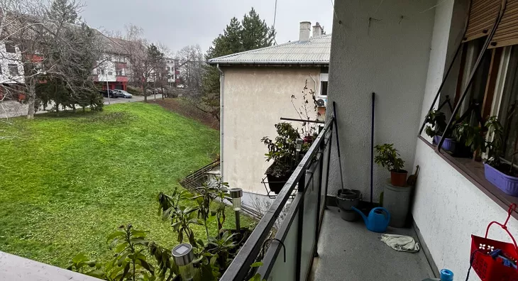 Šestosoban stan | 4zida