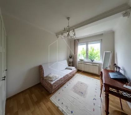Krnjača | 4zida.rs