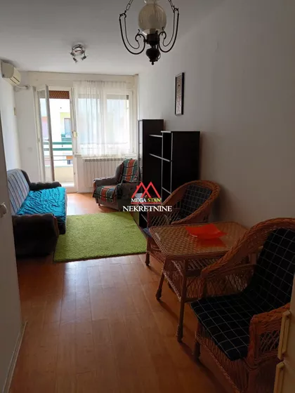 Bulevar Oslobođenja | 4zida.rs