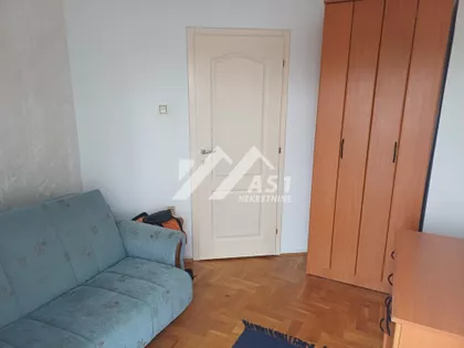 Vuka Karadžića | 4zida.rs