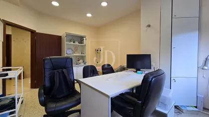 Klinički Centar | 4zida.rs