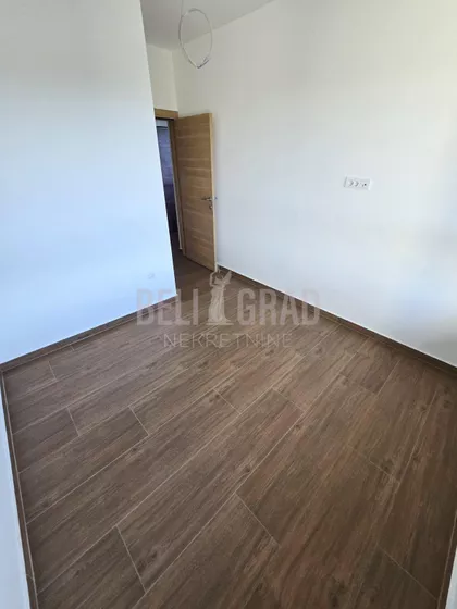 Belog narcisa | 4zida.rs