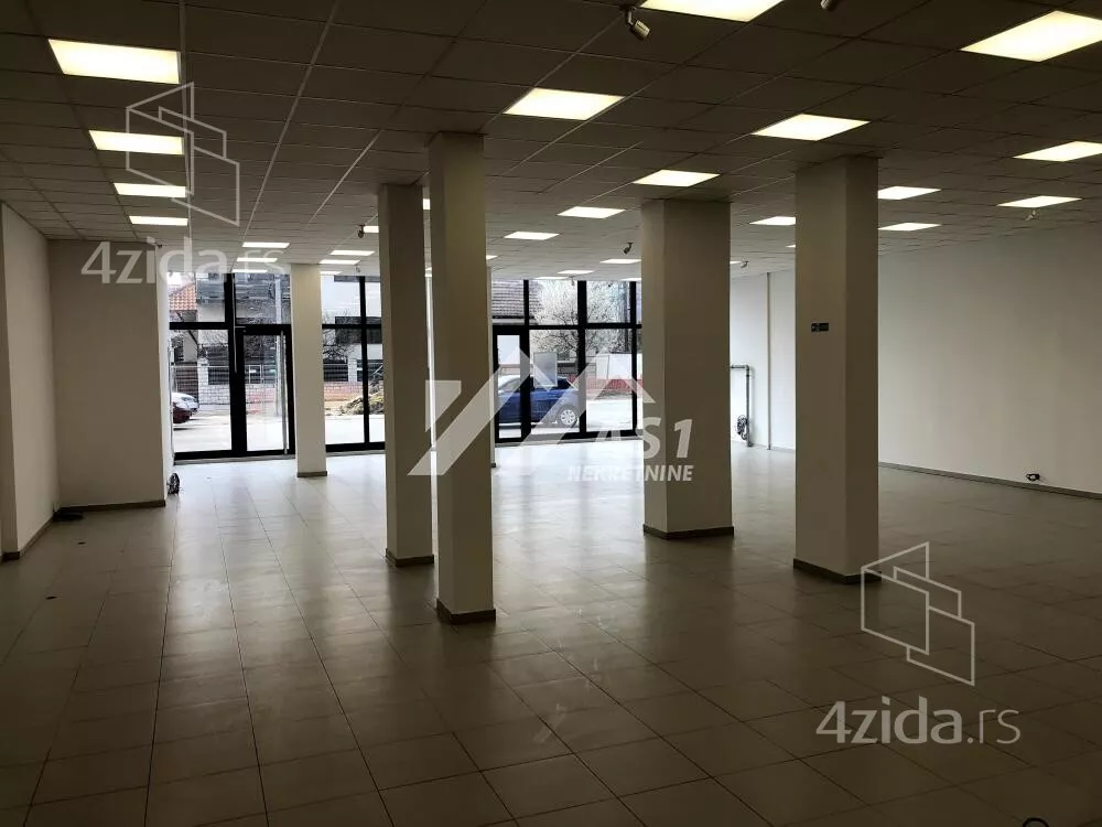 Poslovni prostor | 4zida