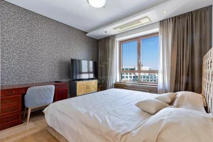 Trešnjinog cveta | 4zida.rs