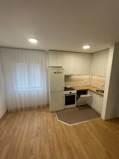 Stari Grad | 4zida.rs