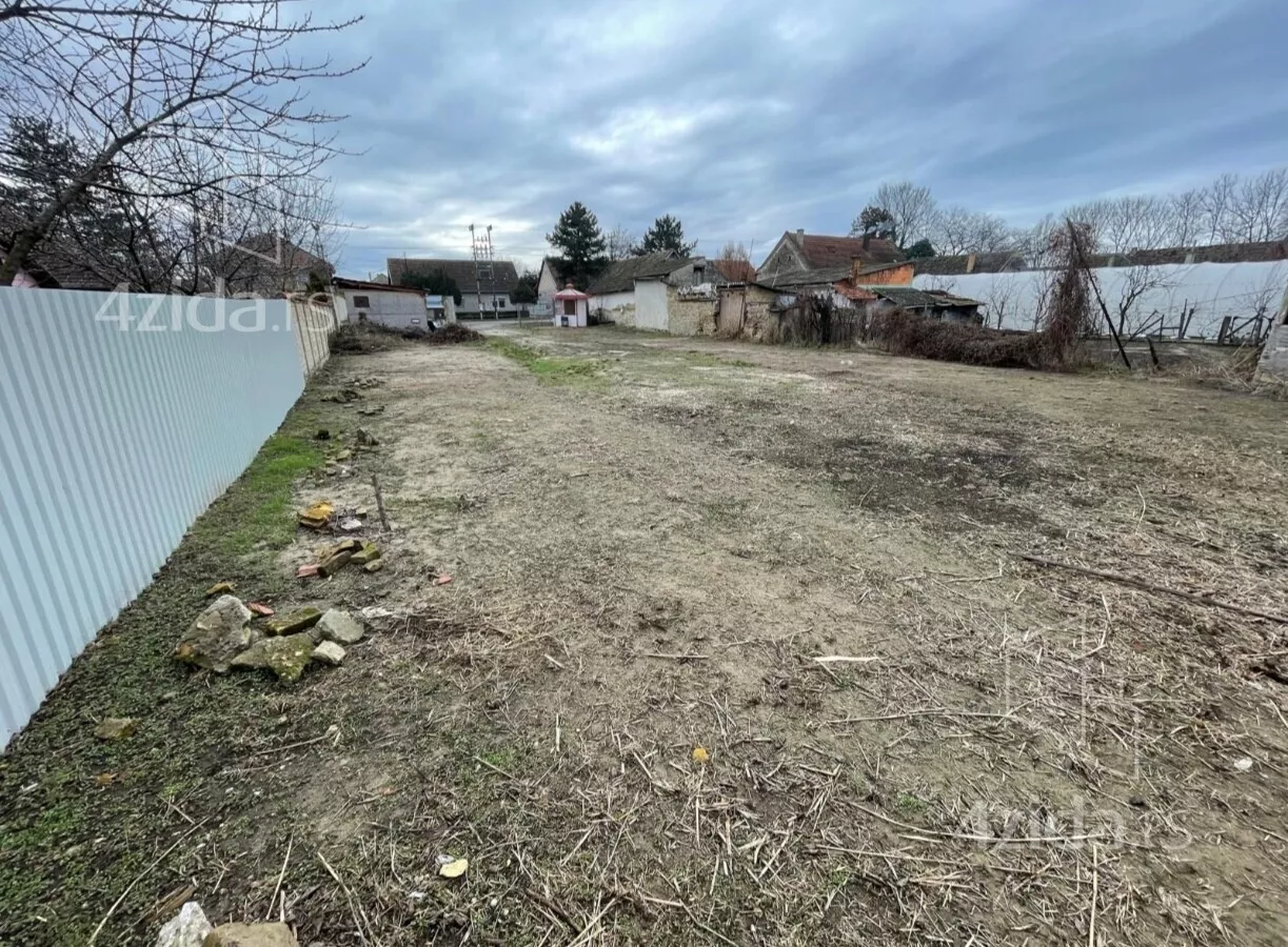 Građevinsko zemljište | 4zida