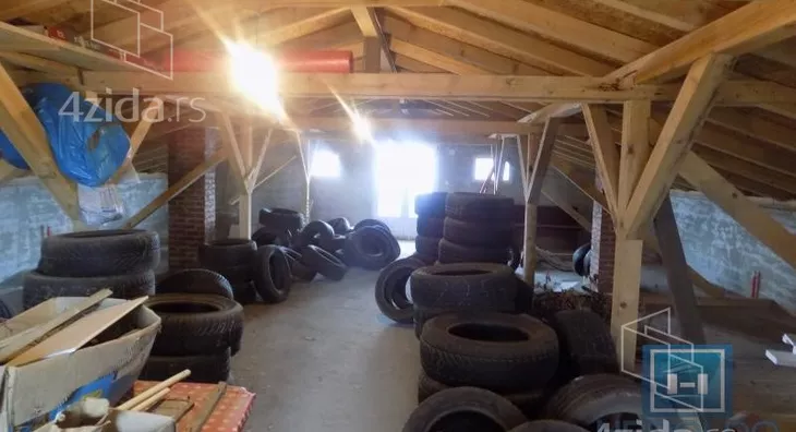 Poslovni prostor | 4zida