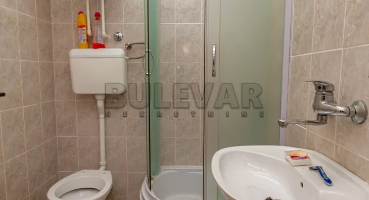 4-etažna kuća | 4zida