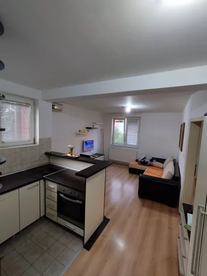 Braće Dirak Bb | 4zida.rs