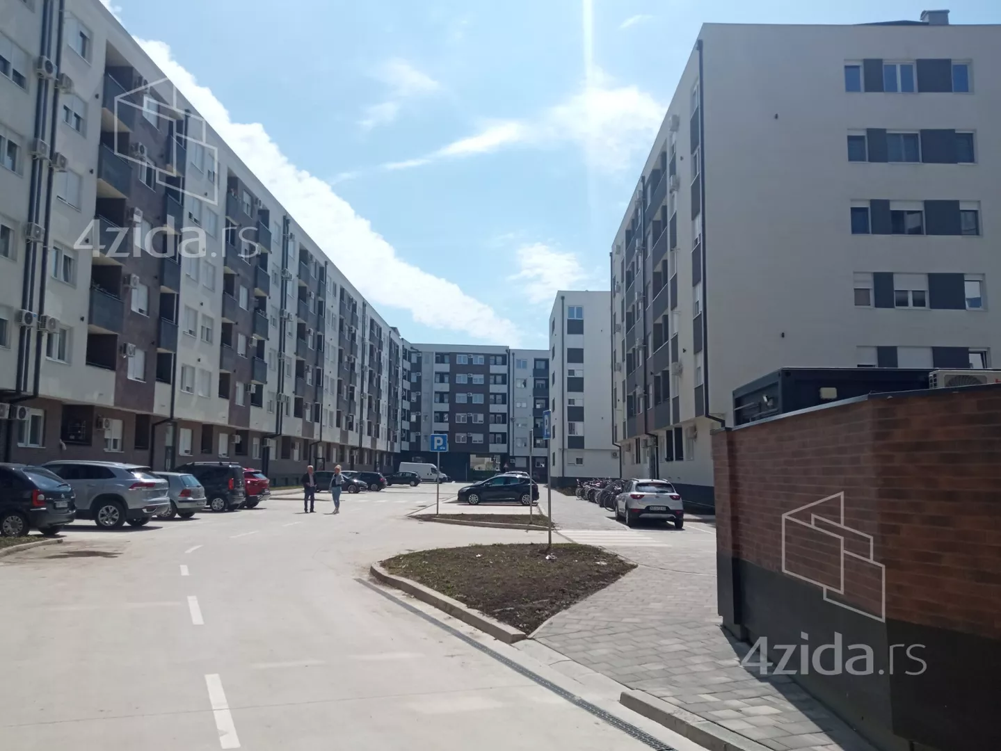 Jednoiposoban stan | 4zida